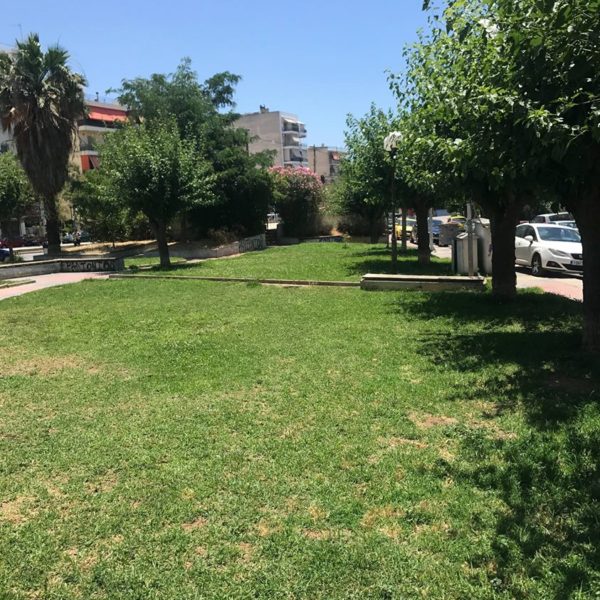 Πλατεία Ίμβρου και Τενέδου στη Νέα Σμύρνη